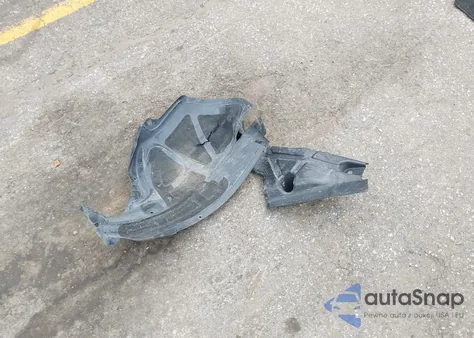 2016 Ford Fusion Energi Titanium z USA, uszkodzony, nr VIN 3FA6P0SUXGR364285